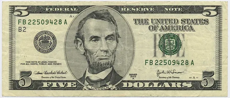 Who is on US Banknotes? Faces on United States Dollar Bills 6 The face of Abraham Lincoln appears on the $5 bill.
U.S. Dept of the Treasury